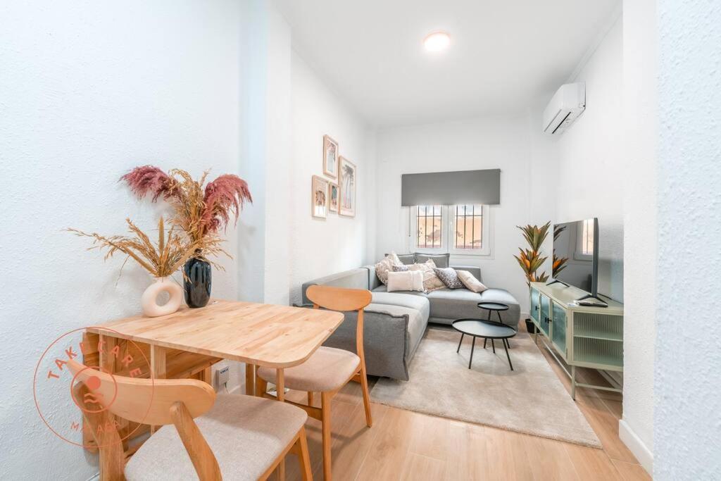 Cosy Apartment With Patio In Malaga - Tcm Exteriér fotografie